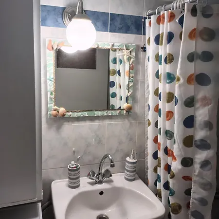 Nona's Apartman Karavómilosz